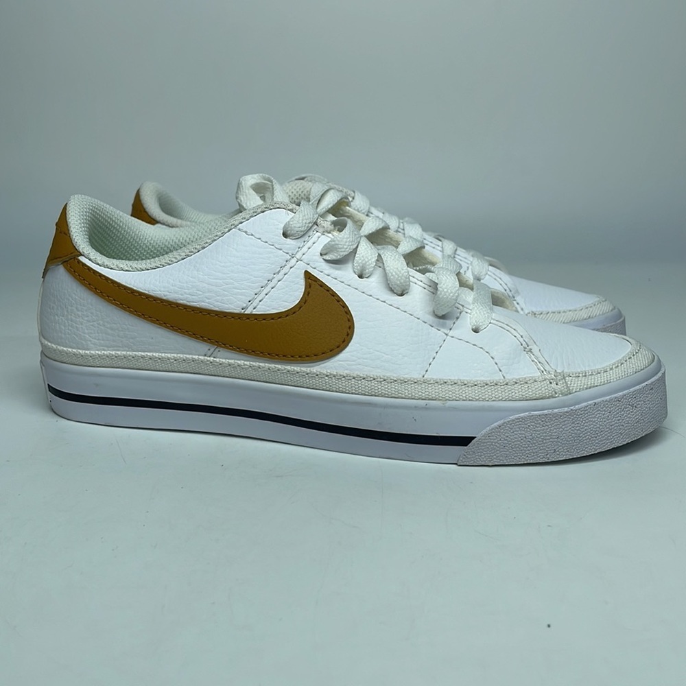 Nike Womens Court Legacy Next Nature DH3161-105 White Casual Shoes Sneakers Sz 6 - Picture 2 of 5